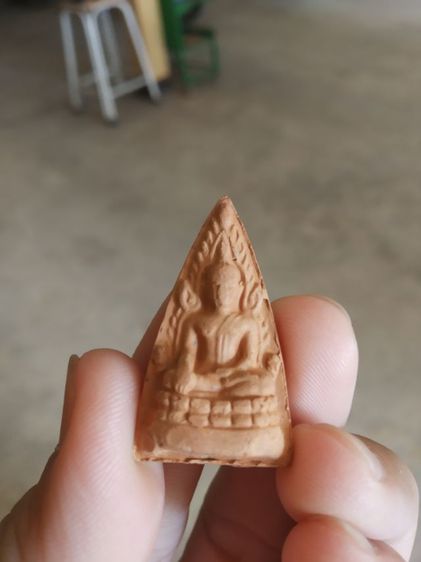 พระเนื้อดินผสมผง(พระพิมพ์พระพุทธชินราช(ที่ระลึกฝังลูกนิมิต(ว.ร.ตรุ่นที่1))(ไม่ทราบพระเกจิที่สร้าง070402))พระบ้านพระเครื่องรางของมงคล รูปที่ 7