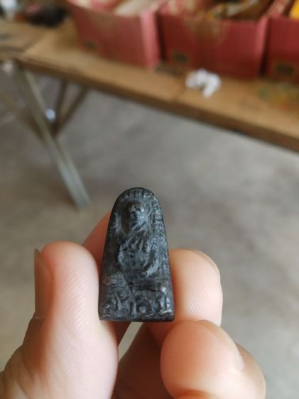 พระเนื้อผงใบลานผสมพระเกศาพิมพ์เล็ก(พระรูปเหมือนพระหลวงปู่ครูบาคำอ้าย(วัดโป่งเหนือ)(พระเกจิ)(จังหวัดเชียงราย)(รุ่นแรก))พระเครื่องรางของมงคล รูปที่ 9