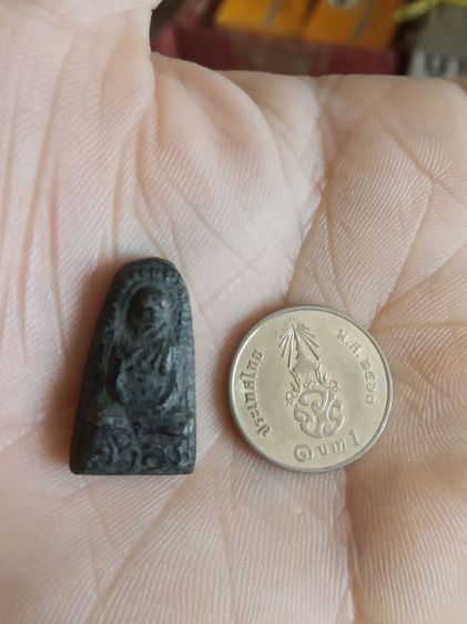 พระเนื้อผงใบลานผสมพระเกศาพิมพ์เล็ก(พระรูปเหมือนพระหลวงปู่ครูบาคำอ้าย(วัดโป่งเหนือ)(พระเกจิ)(จังหวัดเชียงราย)(รุ่นแรก))พระเครื่องรางของมงคล รูปที่ 6