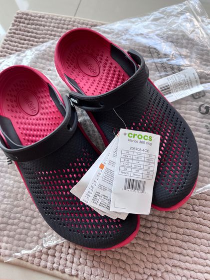 Crocs รองเท้าแตะ อื่นๆ UK 7 | EU 40 2/3 | US 8.5 ดำ ร้องเท้า