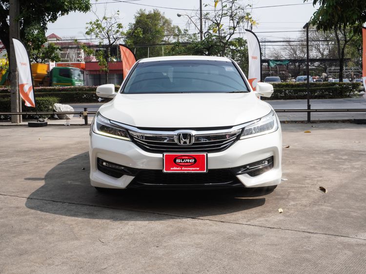Honda Accord 2018 2.0 EL Sedan เบนซิน ไม่ติดแก๊ส เกียร์อัตโนมัติ ขาว รูปที่ 2