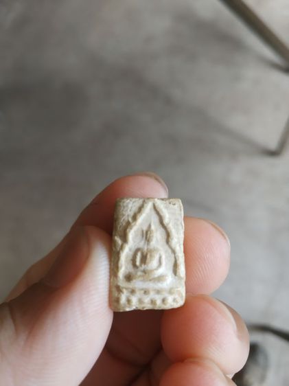 พระเนื้อผงพิมพ์เล็ก(พระพิมพ์พระสมเด็จพิมพ์ซุ้มประตูฐานจุดหลังเรียบ(ไม่ทราบพระเกจิที่สร้าง)(070403))พระบ้านพระเครื่องรางของมงคล รูปที่ 6