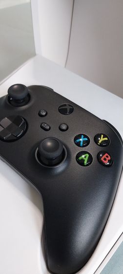 คอนโทรลเลอร์ Xbox สำหรับ PC มือสอง มี แค่ สีดำ รูปที่ 8