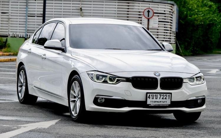 BMW Series 3 2016 Sedan เบนซิน ไม่ติดแก๊ส เกียร์อัตโนมัติ ขาว