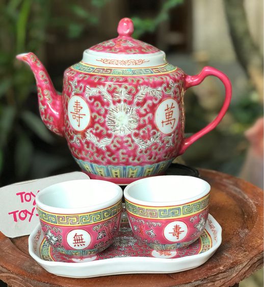 Vintage Chinese Benjarong Tea Set ชุดน้ำชา กาน้ำชา กาและจอกลายเบญจรงค์บ่วงสิ่ว บ่วงซิ่วสีชมพูลายนูน รูปที่ 3