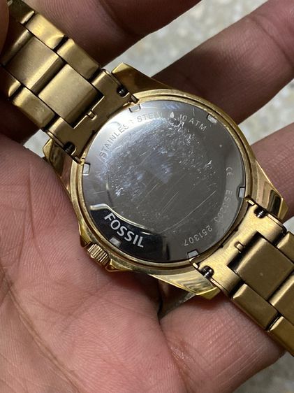 นาฬิกายี่ห้อ FOSSIL  ของแท้มือสอง สภาพสวย ทองสวย สายยาวสุด 15 เซนติเมตร  950฿ รูปที่ 3