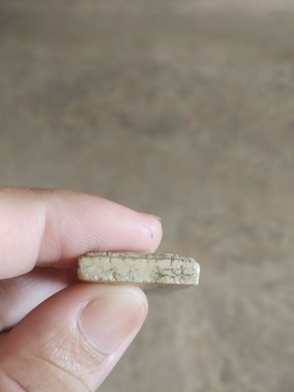 พระเครื่องเนื้อว่านผสมผง(พระพิมพ์พระสมเด็จหลังเรียบ(สภาพไม่สวยขอคนที่รับได้)(080421)(ไม่ทราบพระเกจิที่สร้าง))พระบ้านพระเครื่องรางของมงคล รูปที่ 18