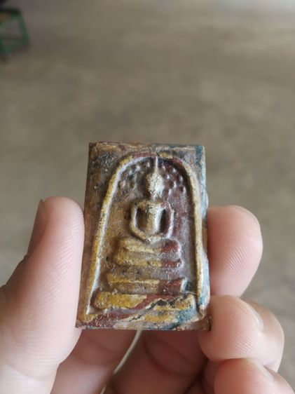 พระเนื้อผง(พระพิมพ์พระสมเด็จนั่งบนฐานหลังเรียบ(พระซ่อมหรือพระชำรุด)(080425)(ไม่ทราบพระเกจิที่สร้าง))พระบ้านพระเครื่องรางของมงคล รูปที่ 4