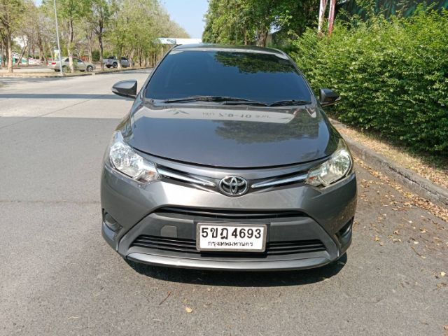 Toyota Vios 2015 1.5 E Sedan เบนซิน ไม่ติดแก๊ส เกียร์อัตโนมัติ เทา รูปที่ 4