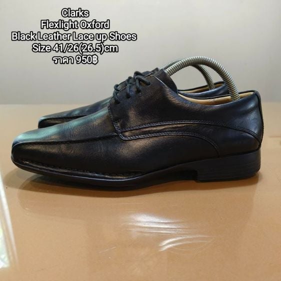 Clarks
Flexlight Oxford
Black Leather Lace up Shoes
Size 41ยาว26(26.5)cm รูปที่ 1