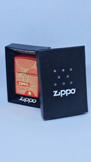 พร้อมใช้ ZIPPO Metellic Red Laser Engrave Vintage รูปที่ 11