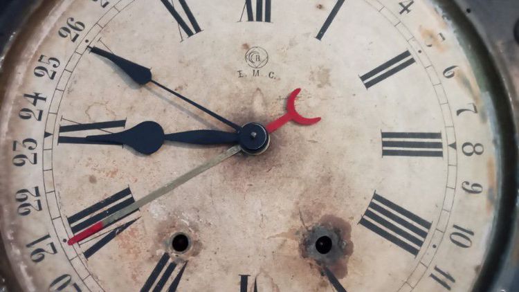 นาฬิกาไขลานโบราณ 3 เข็มมีวันที่หายากใช้งานได้ 4,500 บาทรวมจัดส่ง รูปที่ 7