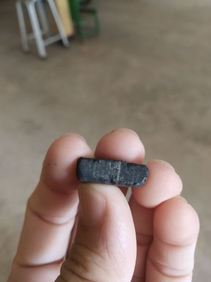 พระเนื้อว่านดำผสมผงพิมพ์เล็ก(พระพิมพ์พระนางพญาเนื้อดำหลังเรียบ(100407)(ไม่ทราบพระเกจิที่สร้าง))พระบ้านพระเครื่องรางของมงคล รูปที่ 13