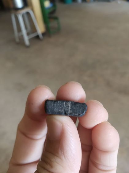 พระเนื้อว่านดำผสมผงพิมพ์เล็ก(พระพิมพ์พระนางพญาเนื้อดำหลังเรียบ(100407)(ไม่ทราบพระเกจิที่สร้าง))พระบ้านพระเครื่องรางของมงคล รูปที่ 9