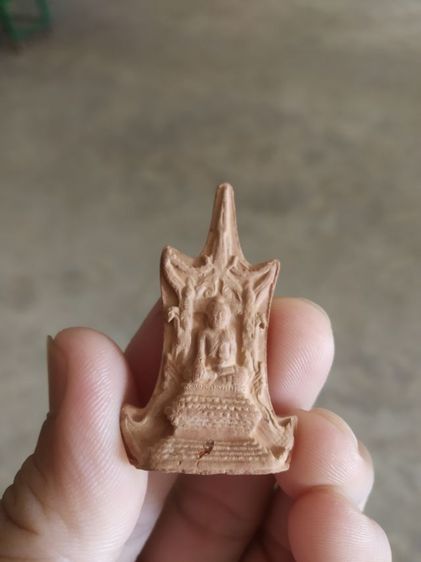 พระเนื้อผงพิมพ์กลาง(พระพิมพ์พระนั่งยอดปราสาทหลังยันต์(100408)(ไม่ทราบพระเกจิที่สร้าง))พระบ้านพระเครื่องรางของมงคล รูปที่ 4