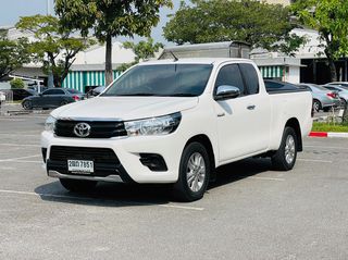 Toyota Hilux Revo Smart Cab 2.4 E  ซื้อรถผ่านไลน์ รับฟรีบัตรเติมน้ำมัน K01500