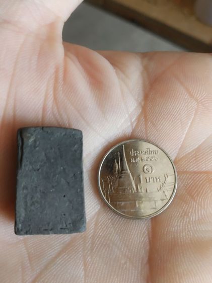 พระเนื้อว่านดำผสมผง(พระพิมพ์พระสมเด็จพิมพ์เล็กหลังเรียบ(สภาพไม่สวย)(100413)(ไม่ทราบพระเกจิที่สร้าง))พระบ้านพระเครื่องรางของมงคล รูปที่ 12