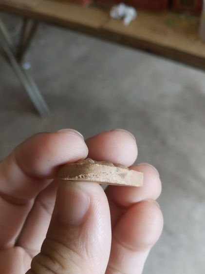 พระเนื้อผงผสมว่านพิมพ์หยดน้ำ(พระพิมพ์พระพุทธนั่งบนฐานบัวหลังเรียบ(100415)(ไม่ทราบพระเกจิที่สร้าง))พระบ้านพระเครื่องรางของมงคล รูปที่ 13