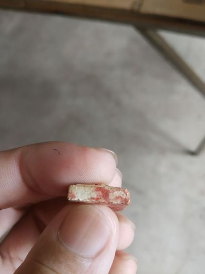 พระเนื้อผงพิมพ์เล็ก(พระสมเด็จพิมพ์คะแนนทรงครุฑหลังลายผ้า(ไม่ค่อยสวยเปื้อนหมึกสีแดง)(หลวงพ่อแฉ่ง)(วัดบางพัง)(จังหวัดนนทบุรี))พระเครื่องมงคล รูปที่ 18