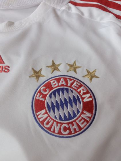 เสื้อBayern Munichเยือนปี2008-09แท้ รูปที่ 14