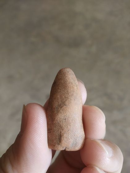 พระเนื้อดิน(พระพิมพ์พระเทวิกขนนกหลังเรียบ(เนื้อออกสีน้ำตาลส้ม)(ไม่ทราบอายุ)(ไม่ทราบพระเกจิที่สร้าง))พระบ้านพระเครื่องรางของมงคล รูปที่ 9