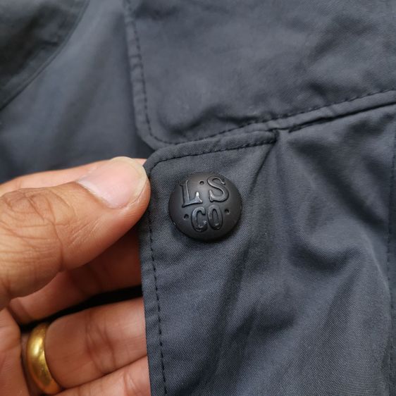 Levis Black Full Zipper Jacket รอบอก 43” รูปที่ 10