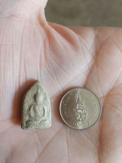 พระเนื้อว่านผสมผงพิมพ์เล็ก(พระพิมพ์พระพุทธนั่งปางสมาธิ(ทรงห้าเหลี่ยม)(110402)(ไม่ทราบพระเกจิที่สร้าง))พระบ้านพระเครื่องรางของมงคล รูปที่ 3