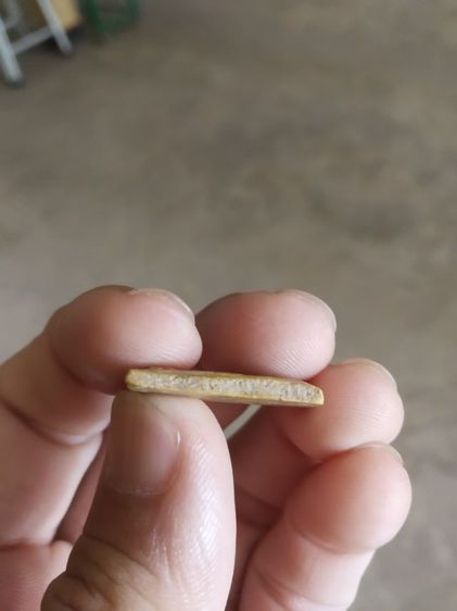 พระเนื้อว่านผสมผงพิมพ์เล็ก(พระพิมพ์พระสมเด็จคะแนนหลังเรียบ(เนื้อออกสีเหลืองเข้ม)(110405)(ไม่ทราบพระเกจิที่สร้าง))พระบ้านพระเครื่องรางของมงคล รูปที่ 12