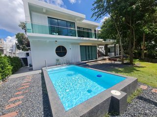 Newly Built Pool Villa for Sale Only 100 Meters to Private Beach ขายพลูวิลล่าหลังใหม่ เพียง 100 เมตรจากหาดส่วนตัว