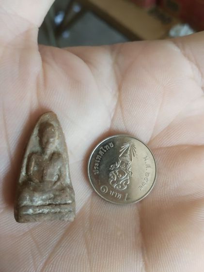 พระเนื้อดินผสมผงพิมพ์เล็ก(พระรูปเหมือนพระเกจิหรือครูบา(110407)(ไม่ทราบว่าเป็นพระเกจิใดหรือเป็นพระครูบาไหน))พระบ้านพระเครื่องรางของมงคล รูปที่ 5