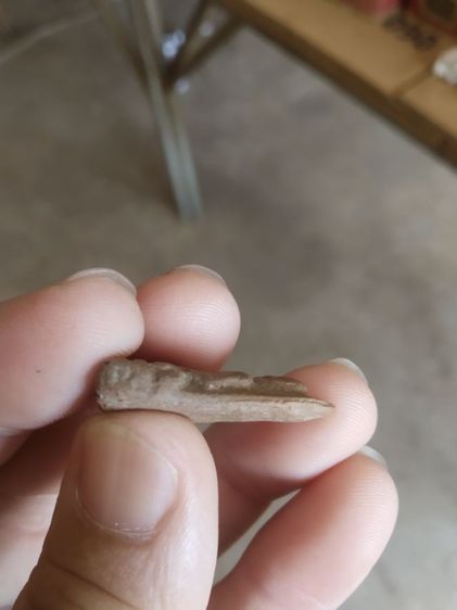 พระเนื้อดินผสมผงพิมพ์เล็ก(พระรูปเหมือนพระเกจิหรือครูบา(110407)(ไม่ทราบว่าเป็นพระเกจิใดหรือเป็นพระครูบาไหน))พระบ้านพระเครื่องรางของมงคล รูปที่ 12