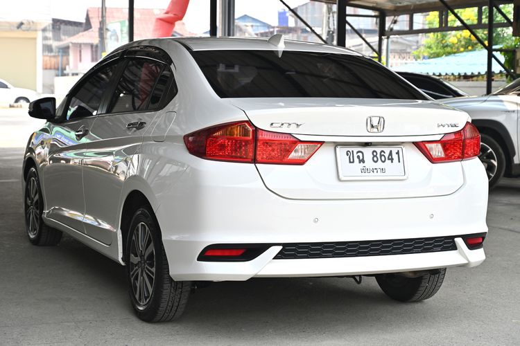 Honda City 2018 1.5 V Plus i-VTEC Sedan เบนซิน ไม่ติดแก๊ส เกียร์อัตโนมัติ ขาว รูปที่ 4