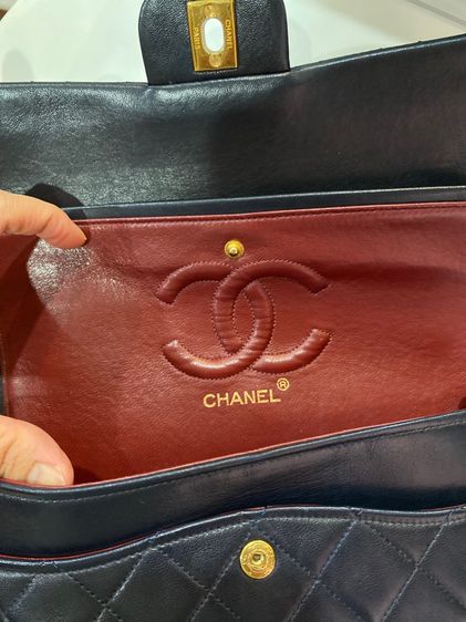 Chanel vintage classic 10” lamp skin สภาพสวยมาก ของแท้ เจ้าของขายเอง รูปที่ 11