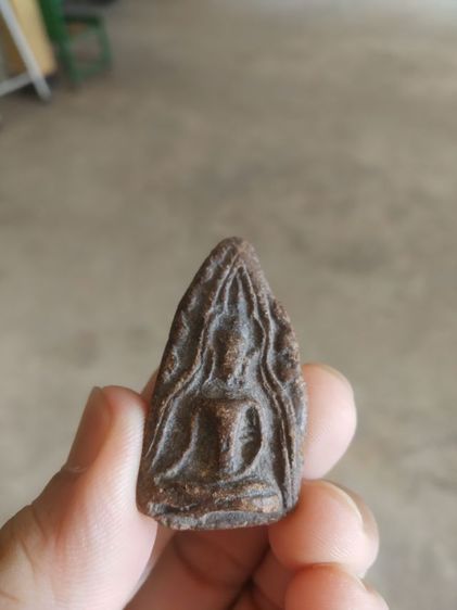 พระเครื่องเนื้อดิน(พระขุนแผนพิมพ์กลางสีน้ำตาลเข้มหลังเรียบ(ไม่ทราบพระเกจิที่สร้าง)(350437))พระบ้านพระเครื่องรางของมงคล รูปที่ 6