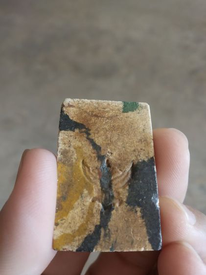 พระเนื้อดินผสมผง(พระพุทธชินราชเบญจรงค์หรือสายรุ้งหลังครุฑ(ไม่ทราบพระเกจิที่สร้าง)(ไม่ทราบอายุ)(320732))พระบ้านพระเครื่องรางของมงคล รูปที่ 9