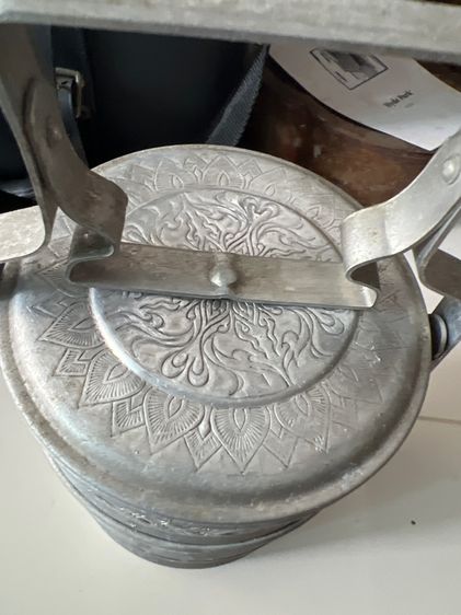 ปิ่นโตมีเนียนเก่า รูปที่ 2