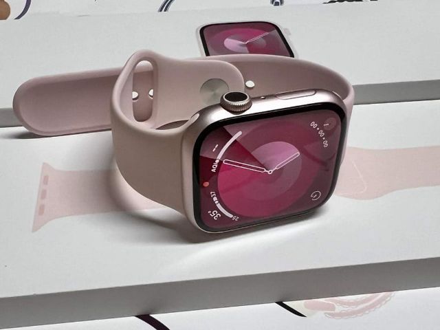 🍎Apple Watch series9 45 mm Pink All Light Pink SB M L GPS🍎
 รูปที่ 3