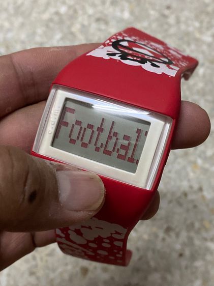 นาฬิกายี่ห้อ ODM  ตัวโค้กฟุตบอล   ของแท้มือสอง สายยังลายสวย ไฟปกติ  750฿ รูปที่ 7