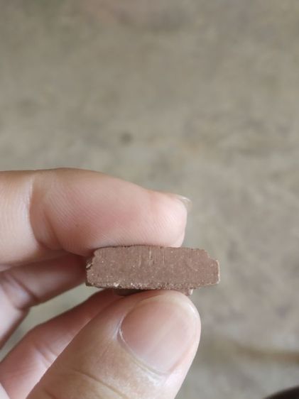 พระเนื้อว่านผสมผง(พระสมเด็จพุฒาจารย์โตพรหมรังสีหลังพระหลวงปู่ทวด(รุ่นเหลือกินเหลือใช้)(สรพงษ์ชาตรีสร้าง)(เนื้อออกสีแดง)(นครราชสีมา))พระมงคล รูปที่ 15