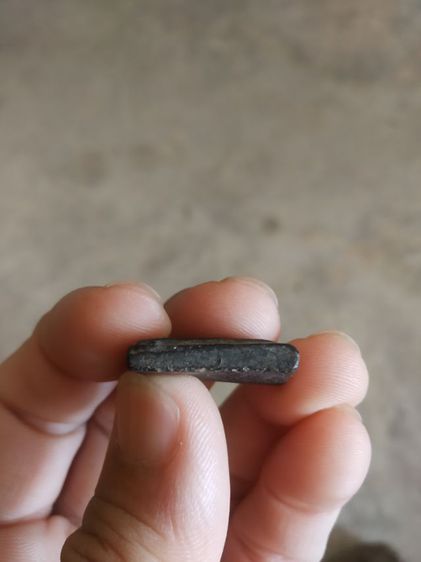 พระเนื้อดินผสมผงใบลานพิมพ์เล็ก(พระพิมพ์พระสมเด็จหลังเรียบ(ไม่ทราบพระเกจิที่สร้าง)(ไม่ทราบรุ่นและอายุ)(120402))พระบ้านพระเครื่องรางของมงคล รูปที่ 14