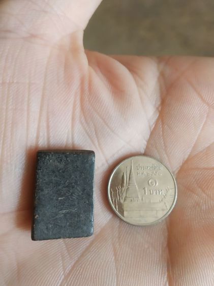 พระเนื้อดินผสมผงใบลานพิมพ์เล็ก(พระพิมพ์พระสมเด็จหลังเรียบ(ไม่ทราบพระเกจิที่สร้าง)(ไม่ทราบรุ่นและอายุ)(120402))พระบ้านพระเครื่องรางของมงคล รูปที่ 6