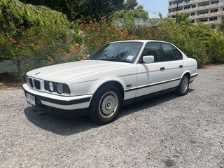 BMW Series 5 520i (E34)