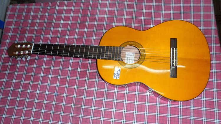 YAMAHA Classical Guitar กีตาร์คลาสสิค รุ่น CG102 รูปที่ 3