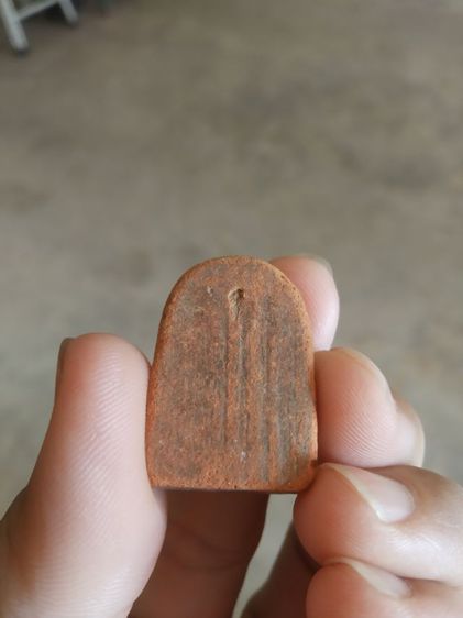 พระเนื้อดินเผา(พระพิมพ์พระซุ้มกอหลังเรียบเนื้อออกสีส้ม(ไม่ทราบพระเกจิที่สร้าง)(ไม่ทราบรุ่นและอายุ)(120411))พระบ้านพระเครื่องรางของมงคล รูปที่ 12