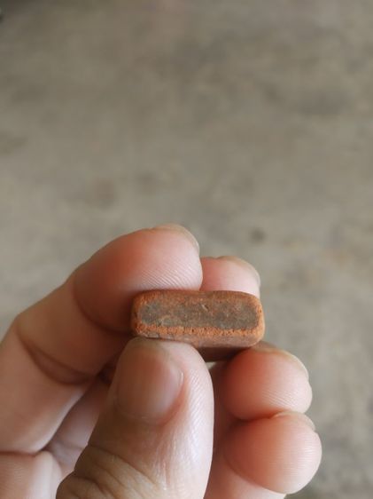 พระเนื้อดินเผา(พระพิมพ์พระซุ้มกอหลังเรียบเนื้อออกสีส้ม(ไม่ทราบพระเกจิที่สร้าง)(ไม่ทราบรุ่นและอายุ)(120411))พระบ้านพระเครื่องรางของมงคล รูปที่ 17