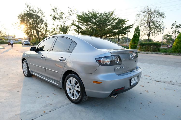 Mazda Mazda3 2011 1.6 Spirit Sports Plus Sedan เบนซิน ไม่ติดแก๊ส เกียร์อัตโนมัติ เทา รูปที่ 4