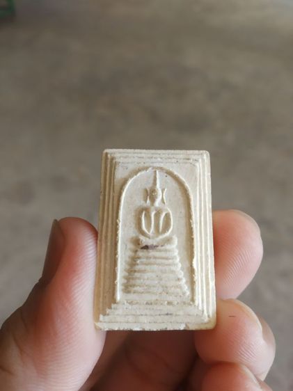 พระเนื้อว่านผสมผง(พระพิมพ์พระสมเด็จเกศไชโย(ขอบสามชั้น)หลังเรียบ(ไม่ทราบพระเกจิที่สร้าง)(120415)(ไม่ทราบรุ่นอายุ)พระบ้านพระเครื่องรางของมงคล รูปที่ 3