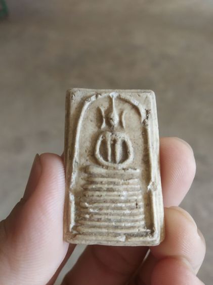 พระเนื้อว่านผสม(พระพิมพ์พระสมเด็จเกศไชโยหลังเรียบ(มีรอยแตกด้านหลัง)(120418)(ไม่ทราบพระเกจิที่สร้าง)(ไม่ทราบอายุ))พระบ้านพระเครื่องรางของมงคล รูปที่ 3