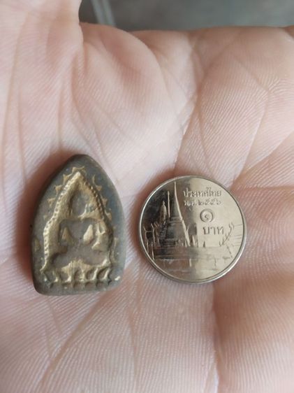 พระเนื้อดินผสมผงพิมพ์เล็ก(พระพิมพ์ถ้ากลีบบัวพิมพ์เจ้าสัวน้อย(120421)(ไม่ทราบพระเกจิที่สร้าง)(ไม่ทราบอายุและรุ่น))พระบ้านพระเครื่องรางของมงคล รูปที่ 8