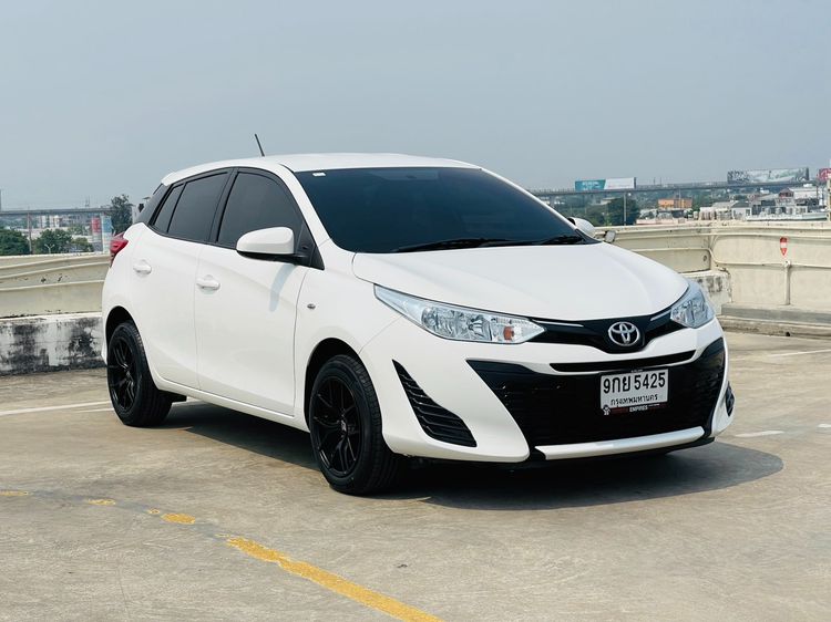 Toyota Yaris 2020 1.2 Entry Sedan เบนซิน ไม่ติดแก๊ส เกียร์อัตโนมัติ ขาว รูปที่ 3